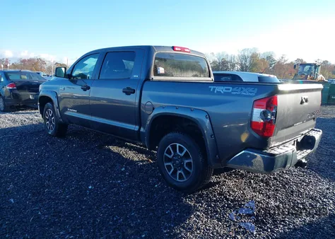 2014 Toyota Tundra Sr5 5.7L V8 z USA, uszkodzony, nr VIN 5TFDW5F19EX389961